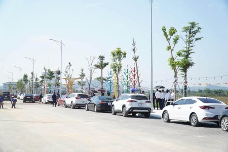 Đi đến slide 2