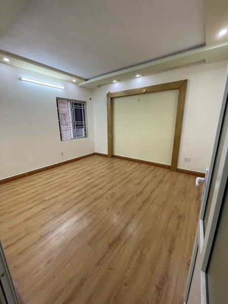 Bán nhà Đằng Lâm Hải An ngõ 75 Trung Hành 2,68 tỷ, 43m2, 3,5 tầng, sân rộng đỗ được 2 ô tô