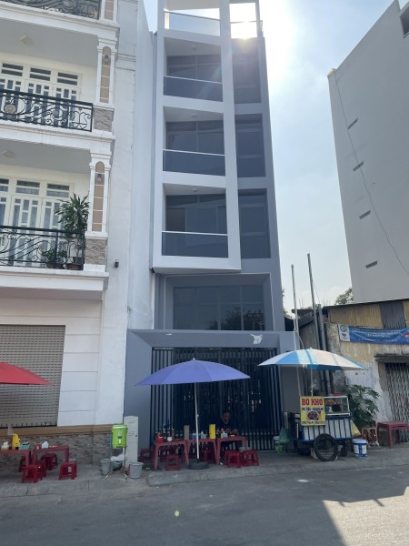 Cho thuê nhà mt Nguyễn Văn Nguyễn Q1 4.58X15 5 tầng, thang máy, 70Tr TL