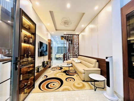NGUYỄN CHÍ THANH – ĐỐNG ĐA, CĂN HỘ 3 THOÁNG, 85M2, 3PN, 3WC, ĐỒ TIỆN NGHI"