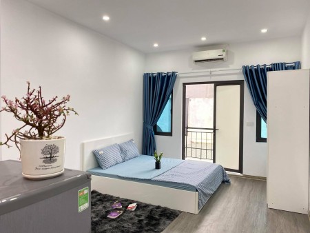 Bán nhà Lĩnh Nam, ô tô đỗ cửa – Tiện ích ngập tràn - 33m, xây 6 tầng, dưới 3 tỷ