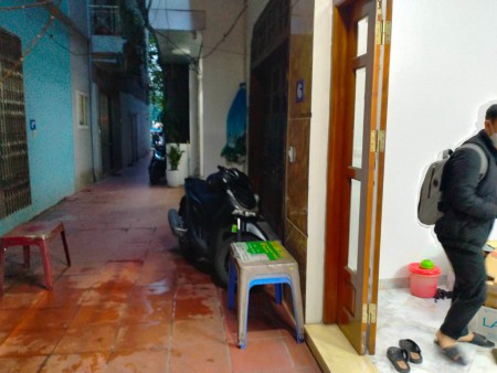 Cần bán nhà riêng tại Thanh Xuân, diện tích 35m2, thiết kế 5 tầng, ngay mặt tiền