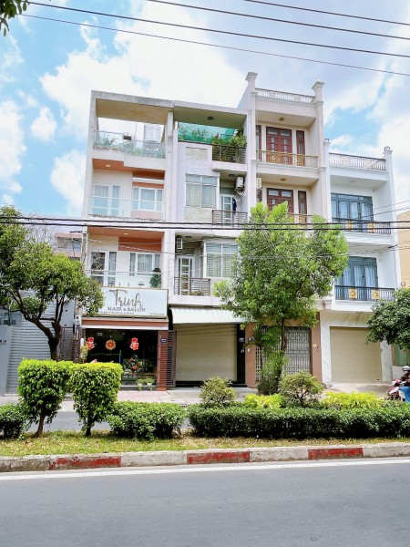 Bán nhà mặt tiền đường Nguyễn Cửu Đàm, P. Tân Sơn Nhì, Q. Tân Phú. Giá chỉ 11,5 tỷ
