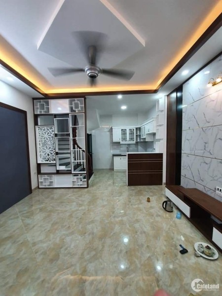 Ô tô đỗ gần nhà Phan Đình Giót, Thanh Xuân, an ninh cực tốt