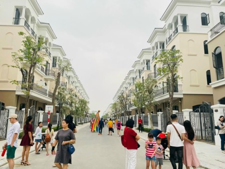 Đi đến slide 10