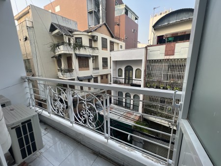 Cho thuê văn phòng tầng 2 tại Quận 3, TPHCM giá tốt