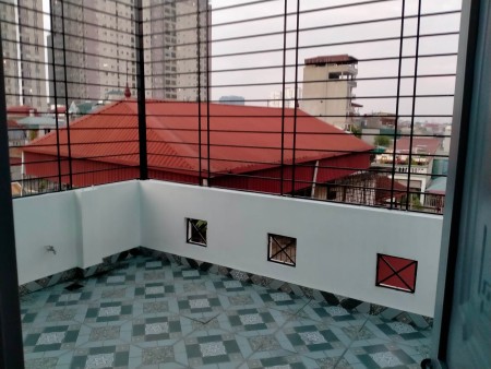 Cần bán nhà Khương Trung ,Thanh Xuân 33m2x3 tầng ,gần Ô TÔ-MỚI chỉ 3,8 tỷ.