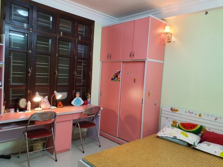 Bán nhà phố Kim Ngưu 55m2, MT 5m, NGÕ THÔNG, GẦN PHỐ, chỉ 5 tỷ.