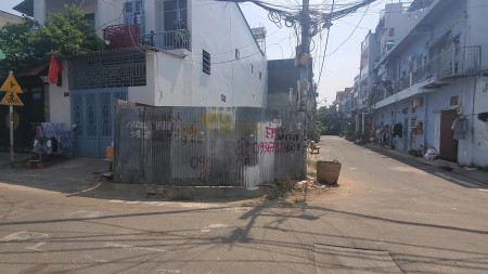 Bán đất lô góc 2 mặt tiền 4x20m đường Nguyễn văn yến quận Tân Phú thích hợp kinh doanh cafe