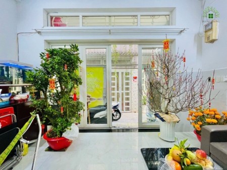 Bán nhà mới trên đường Mai Văn Ngọc, Phú Nhuận GIÁ 5,8 TỶ
