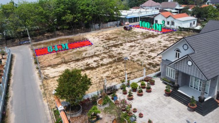 Bán gấp nền đất đối diện trường tiểu học Định Hòa - TP TDM.