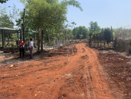Bán gấp sào đất 500m2 giá 425tr, p Minh Hưng, BP