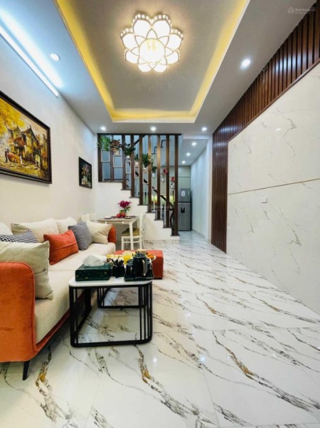 Bán nhà riêng Đại Lộ Thăng Long, Mễ Trì, Nam Từ Liêm. DT 64m², 8.5 tỷ, thang máy, ôtô, thông thoáng.
