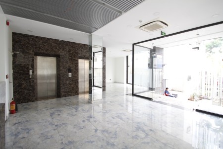 Cho thuê mặt bằng Tòa nhà 100m2 chỉ 43tr/tháng đường Hoàng Sa, Quận 1
