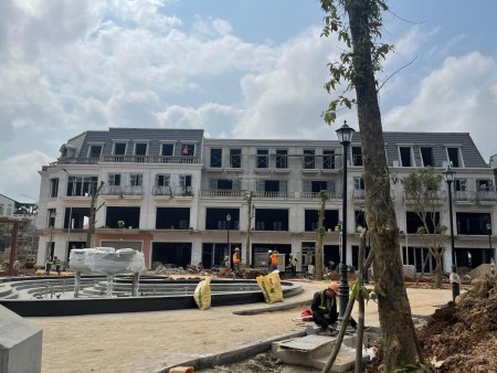 Đi đến slide 4