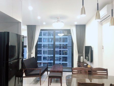 Cho thuê căn hộ 2pn + 2wc full đồ siêu nét tại Vinhomes Smart City