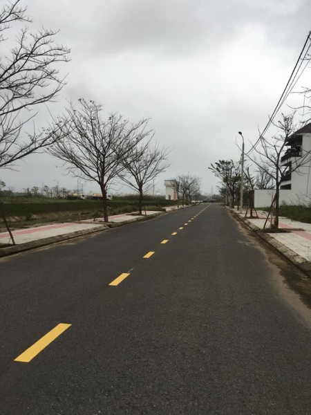 Bán đất biệt thự view sông đường Nguyễn Đình Thi, phường Hòa Xuân, quận Cẩm Lệ