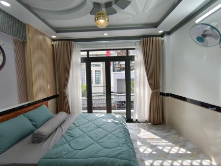 Bán nhà 7 tỷ, Bình Thạnh, nhà đẹp, 3 lầu, hẻm 6m, tặng nội thất 200 Triệu