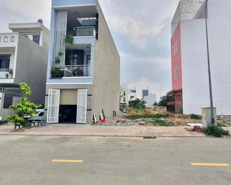 Bán lô đất ngộp Quận 12 giá rẻ