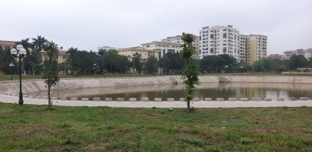 Chuyên bán nhà đất views Hồ Long Biên Hà Nội - 0988312321
