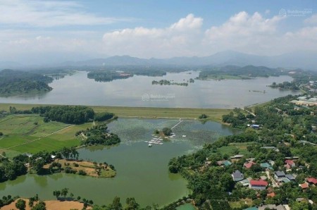 Chính chủ bán đất sổ đỏ, view hồ sen - Đồng Mô - Kim Sơn, Sơn Tây, Hà Nội