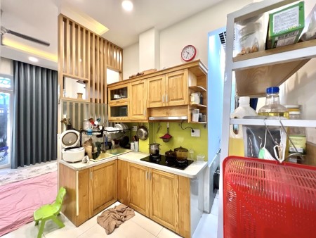 Bán nhà riêng căn góc 2 mặt tiền đường số 9 Linh Tây Thủ Đức giá rẻ