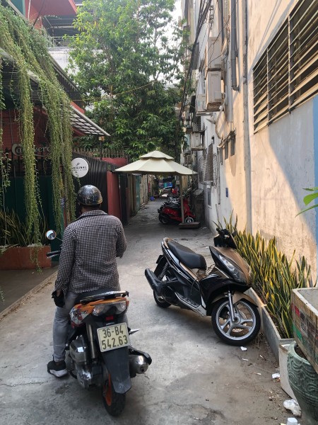 Chủ nhà cần bán gấp căn nhà ngay trung tâm quận 1, 1 trệt 4 lầu