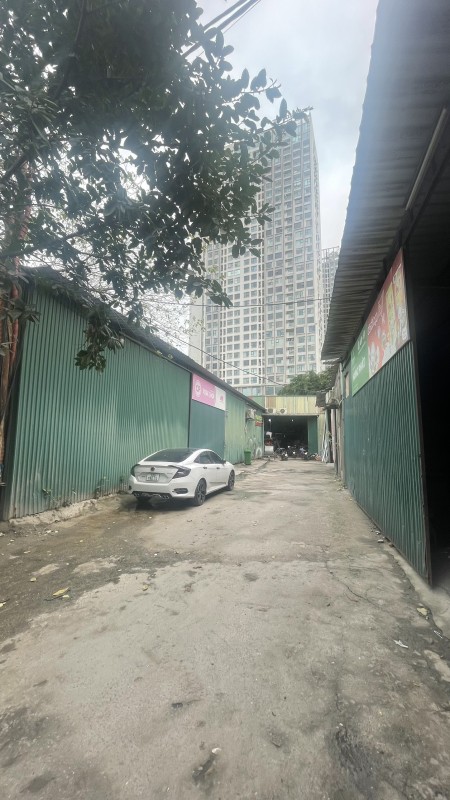 Cho thuê kho xưởng 220m2 khu vực ngõ 272 Nguyễn Xiển Thanh Xuân HN lh 0819980000