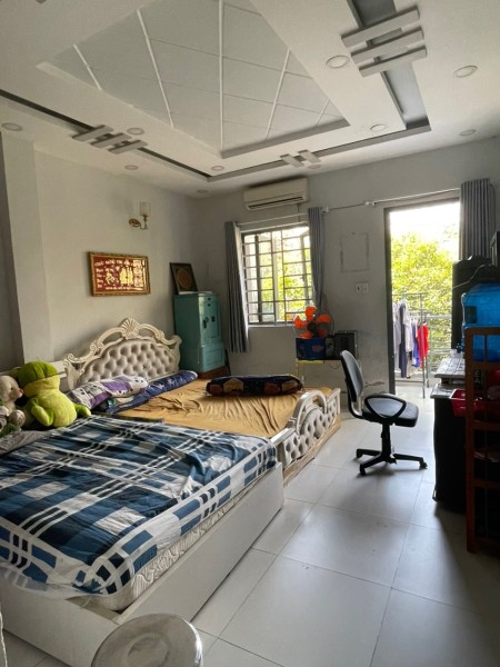Chủ nhà cần bán gấp căn nhà ở Bình Tân với giá 7.6 tỷ