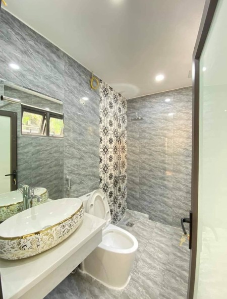 Bán nhà riêng Thịnh Quang- Nhỉnh 5 tỷ sở hữu nhà 5 tầng mới cóng thoải mái công năng cho hộ gia đình
