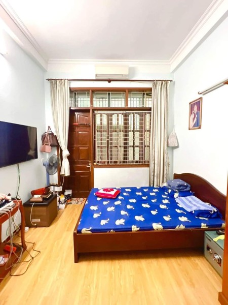 Bán nhà riêng cực hiếm nhỉnh 8 tỷ có ngay nhà Thái Hà, Đống Đa, phân lô, 46M2x5T – Ô tô trước nhà.
