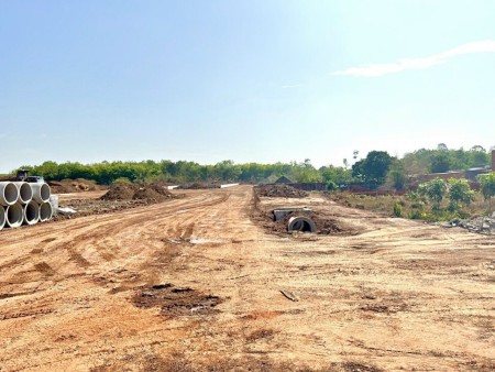 Chính chủ cần bán đất ngộp, thổ cư 100m, nằm giữa 2 khu công nghiệp lớn, tiềm năng phát triển cao