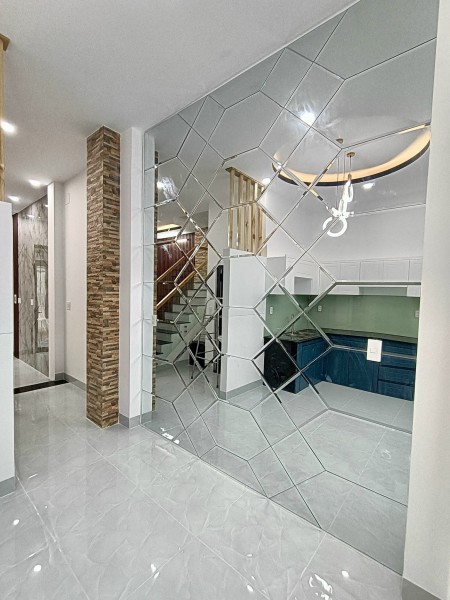 Bán nhà quận Gò Vấp, 2 tầng, hẻm xe hơi, 54m2, 3.3 tỷ