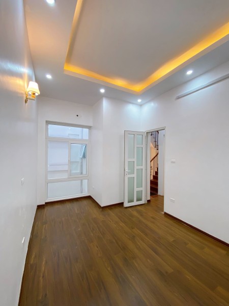 NHÀ ĐẸP HOÀNG VĂN THÁI - KINH DOANH - GẦN OTO - 42M x 5T - GIÁ CHƯA ĐẾN 6 TỶ.