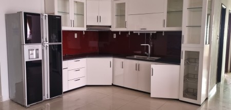 Chính chủ cần bán căn hộ 144 m2 Phú Nhuận, mặt tiền đường Phan Đăng Lưu, sổ hồng đầy đủ, giá 6.49 tỷ