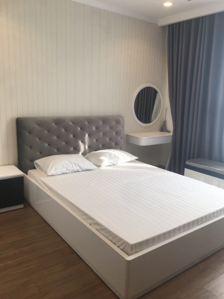 Cho thuê giá tốt nhất Vinhomes Central Park. 1-2-3-4pn, shophouse, tòa Landmark 81LH: 0888662828