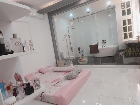Bán nhà trung tâm quận Gò Vấp, 71m2- tặng kèm nội thất cơ bản, nhà mới, giá 5,3 Tỷ TL
