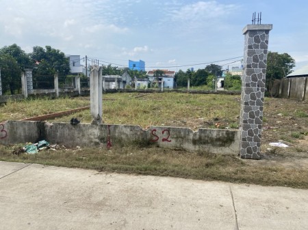 Cần tiền bán gấp 87m2 đất, 1.750 tỷ đường Nguyễn Văn Thời, Bình Chánh. Mua bán chuyển nhượng ngay.