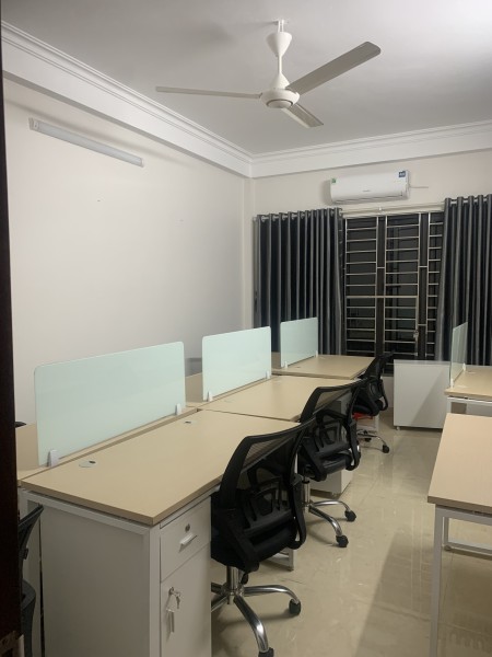 Cần cho thuê văn phòng chỉ hơn 3 triệu/ tháng/ phòng