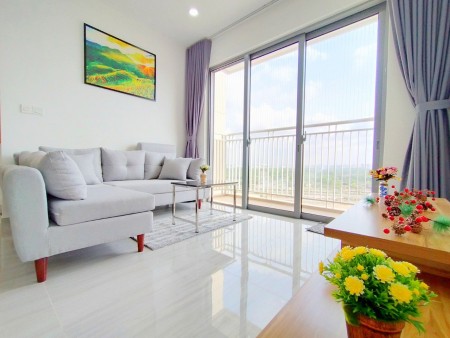 Cho thuê căn hộ 2PN Palm Heights. LH em Kiều 092 423 9630.