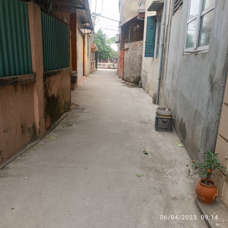 Bán đất tặng nhà 2 tầng – 40m - mặt tiền 4m Phúc Lý, Minh Khai, Cách 50m ra đường ô tô tránh