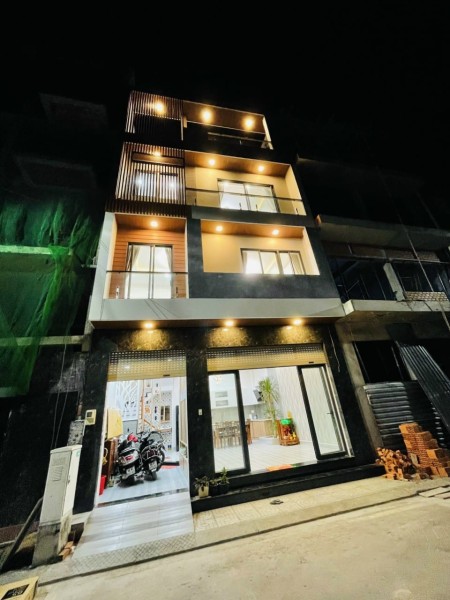 Bán nhà riêng sổ chuận quận Bình Tân ngang 7m, dài 7.5m 4 tầng chỉ hơn 4tỷ