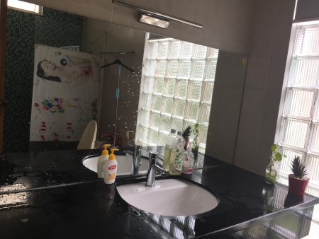 Tìm bạn nữ nhân viên văn phòng hoà đồng, trung thực ở ghép
