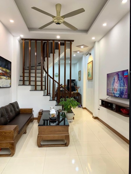 Bán nhà riêng gần ô tô - 2 thoáng