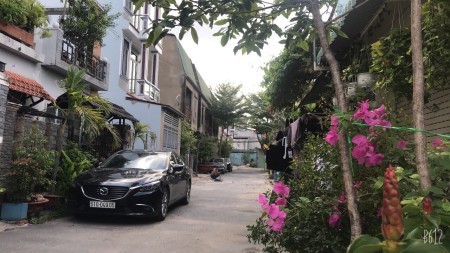 Cần bán nhà hẻm đường Lê Văn Việt, Tăng Nhơn Phú a quận 9