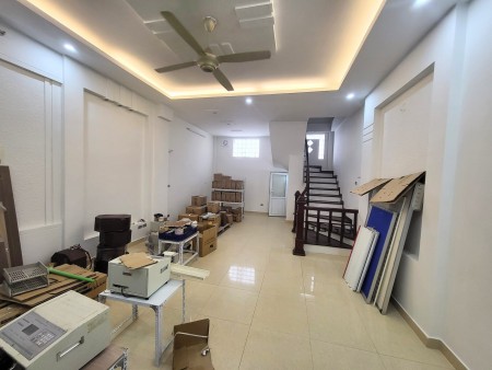 Bán nhà riêng Quan Hoa, Cầu Giấy - 30M ra phố - 2 thoáng - DT 45M x 5 tầng