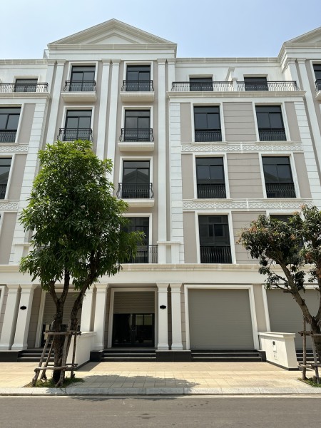 Đi đến slide 4