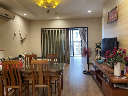 Cần bán căn hộ 3pn 2wc 95m2, 4,3 tỷ, tầng trung view thoáng ngay Times City