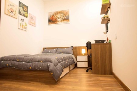 Bán nhà đường nội bộ 8m,Thành Thái P14, Q10.