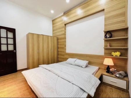 Bán nhà mặt tiền, dt cộng nhận 63m2,4,6x 15 quận Gò Vấp, 8.x tỷ, ở hoặc kinh doanh rất tốt